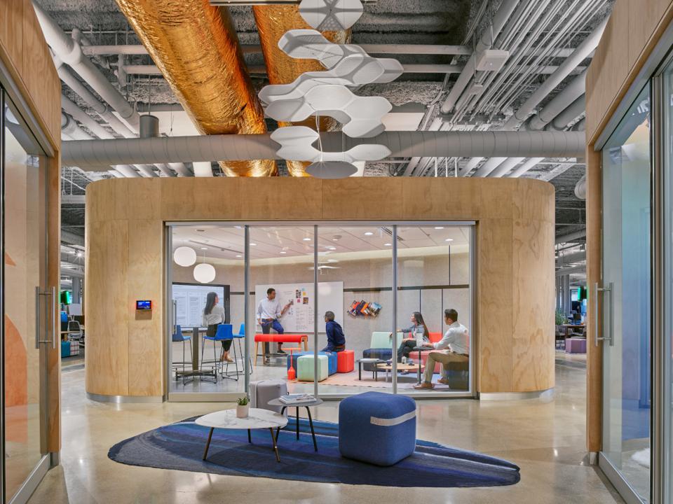 Cool New Tech Trends That Will Change The Way You Work | Experfy.com